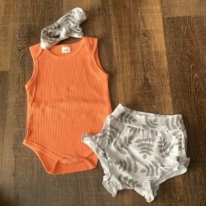 Baby girl tank top & bloomer set. NWT